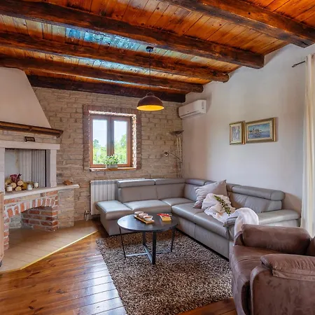 Villa La *
