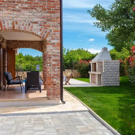 Villa La