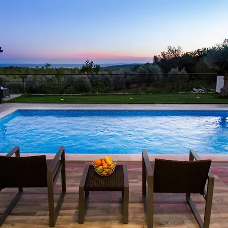La Vita Holiday home Diminici